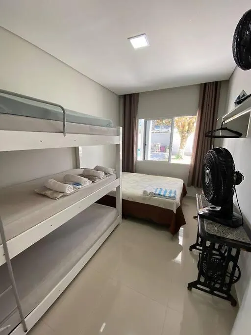 Tatil Evi Ampla Casa C/ Piscina Em Balneario Camboriu Villa